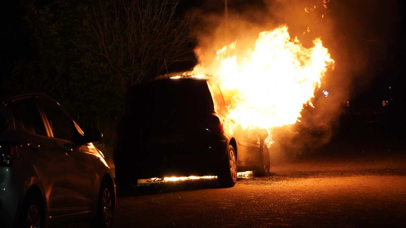 Auto brandt volledig uit in Coevorden