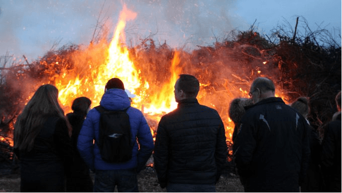 Paasvuur deurze weer groot succes