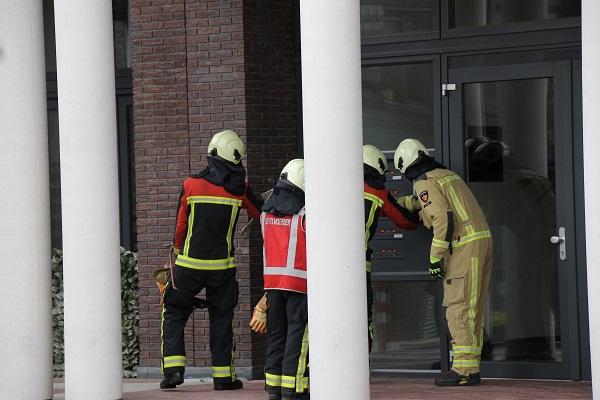 Bewoner sluit zichzelf buiten in Assen