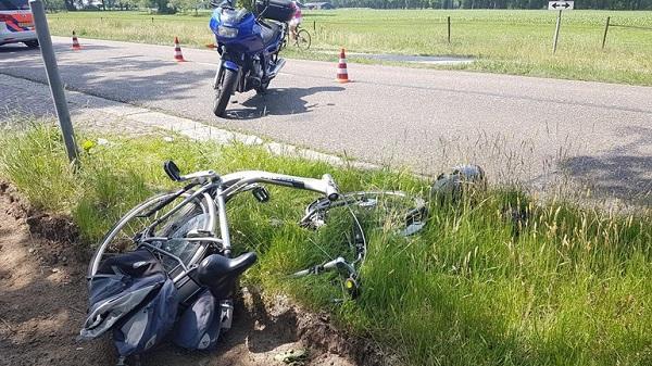 Fietser gewond bij botsing met motor in Erm