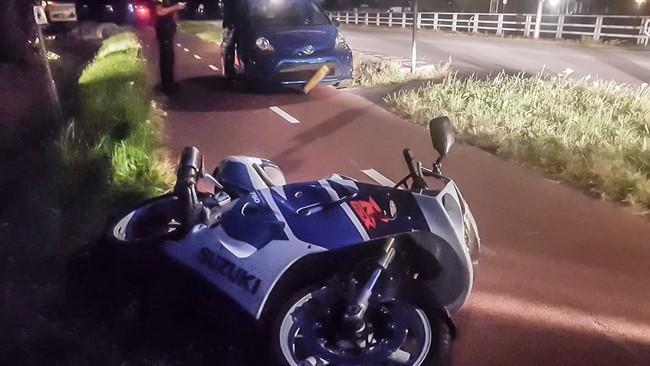 Gewonde bij ongeval tussen motor en auto