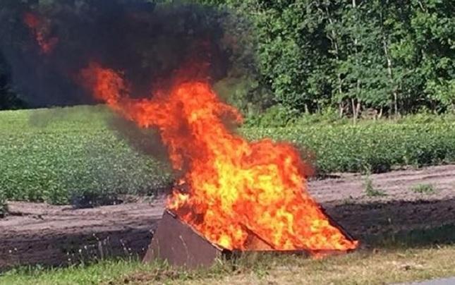 bankstel in brand tussen Bovensmilde en Witten