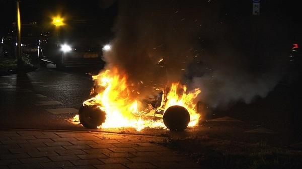 Quad gaat in vlammen op in Hoogeveen