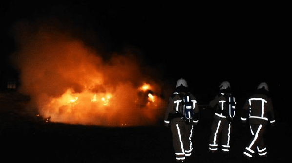 Grote hooibult in de brand in Meppel