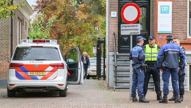 Politie in actie bij Gouverneurstuin Assen: tuin hermetisch afgesloten