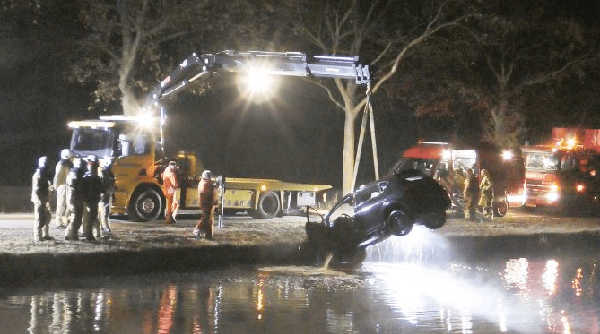 44-Jarige man overleden na te water raken met auto in Uffelte