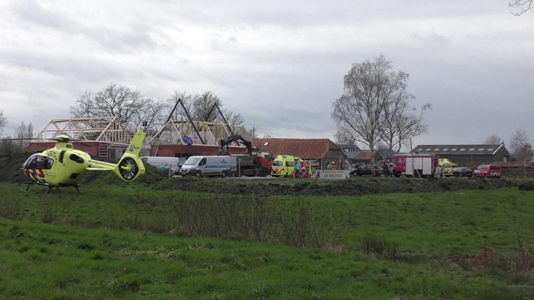 Traumahelikopter naar ongeval met ernstig gewonde op bouwplaats