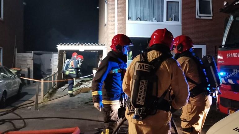 Brandweer weet woning te behouden bij brand in schuur