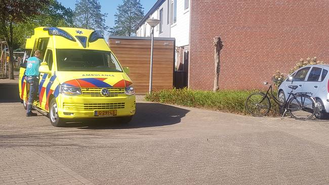 Meisje lichtgewond bij aanrijding in Meppel