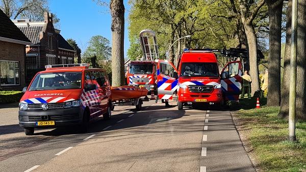 Brandweer en traumahelikopter ter plaatse voor scootmobiel te water