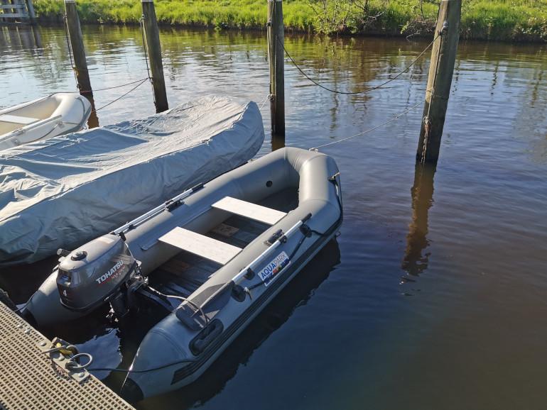 Rubberboot met buitenboordmotor gestolen