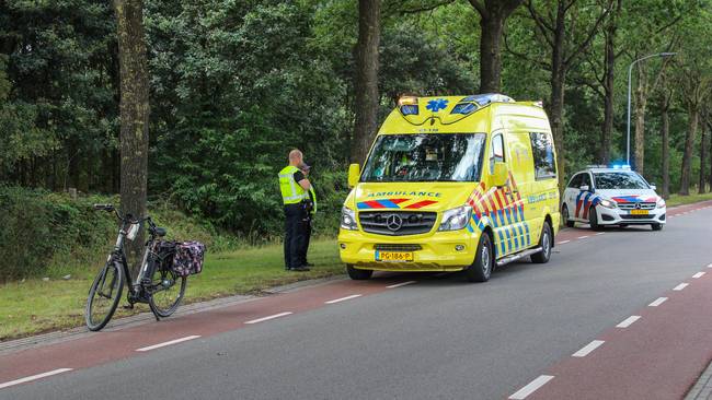 Fietser gewond bij ongeval in Nieuw-Amsterdam (Video)