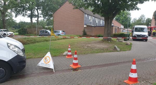 Brandweer verricht metingen na gaslucht in woning