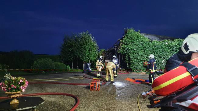 Flinke brand in schuur Zwiggelte (Video)