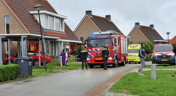 Woning ontruimd na vondst verdacht pakketje (video)