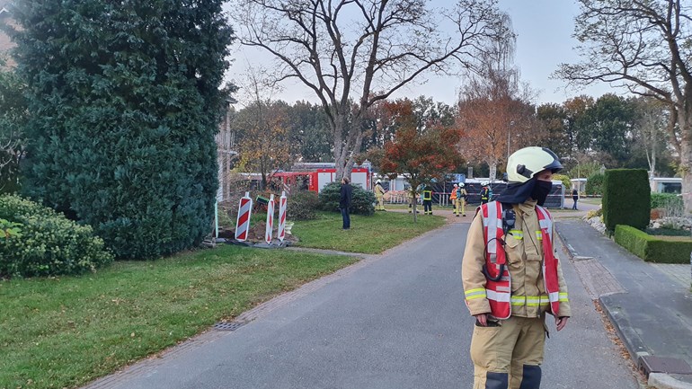 Graafwerkzaamheden zorgt voor gaslek in Zuidlaren (Video)