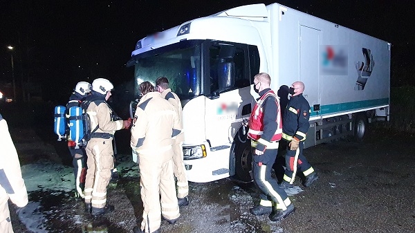 Brandstichter(s) proberen ook vrachtwagen in brand te steken