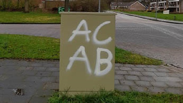 Getuigen gezocht van bekladding met de tekst ACAB