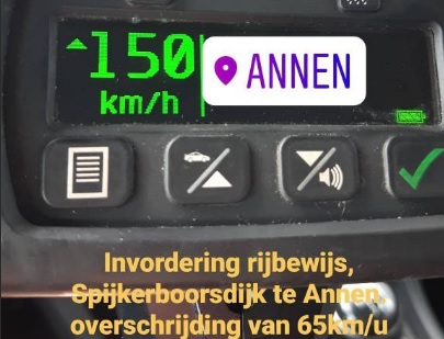 Bestuurder rijdt 150 km/h waar 80 is toegestaan en is rijbewijs kwijt