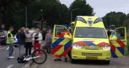 Traumahelikopter ingezet voor ernstig ongeval met fietser (video)