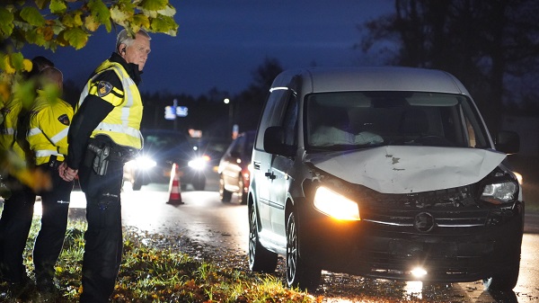 Veel schade na kop-staart aanrijding op N34