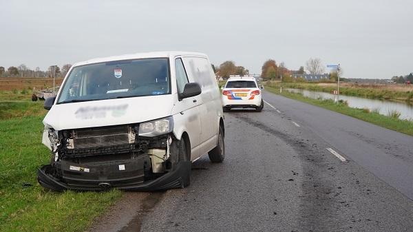 Veel schade bij kop-staart ongeval in Smilde