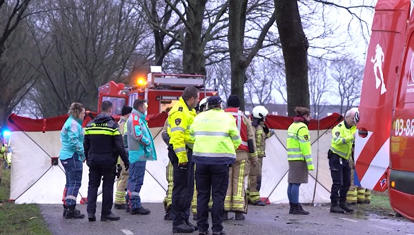 Bestuurder overleden na te water raken met auto