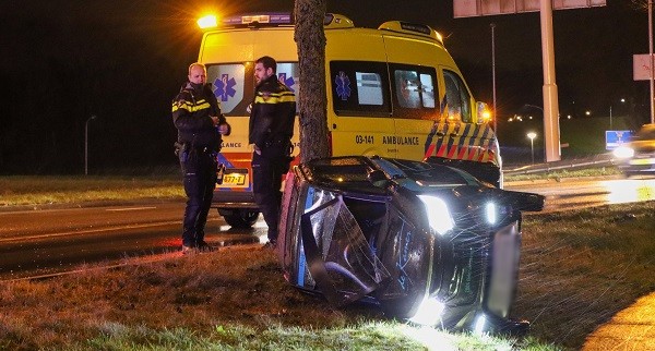 Bestuurder van brommobiel raakt gewond bij eenzijdig ongeval