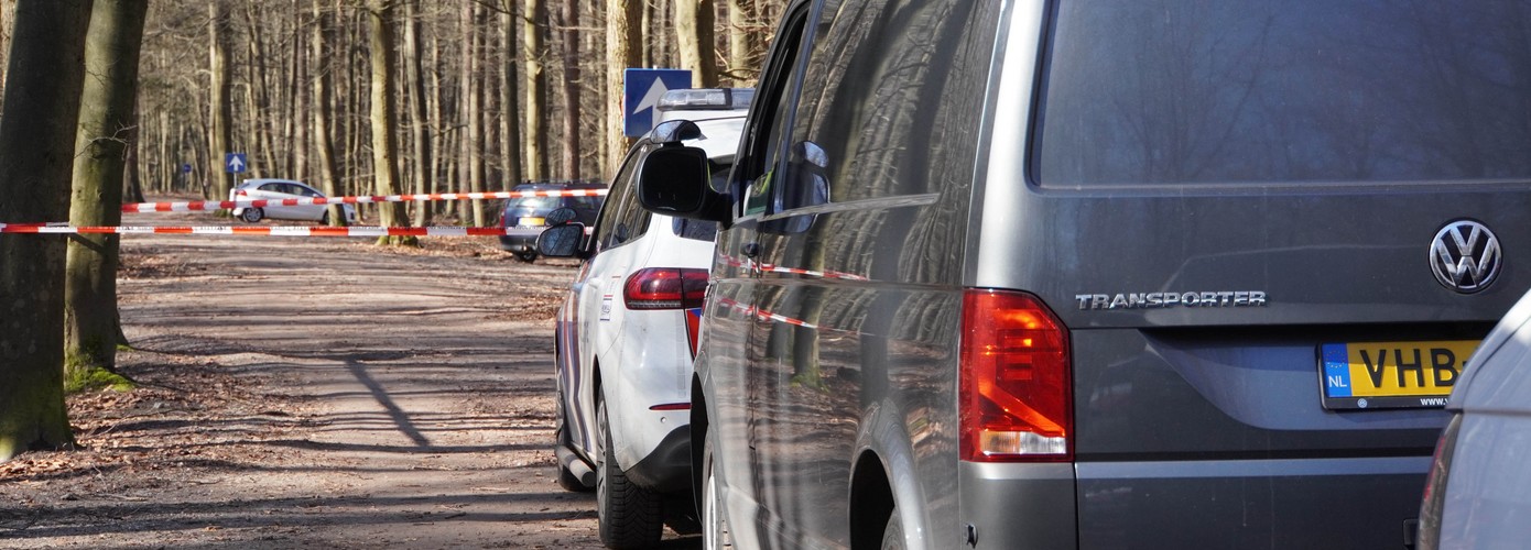 Kind ernstig gewond na steekpartij op parkeerplaats (video)