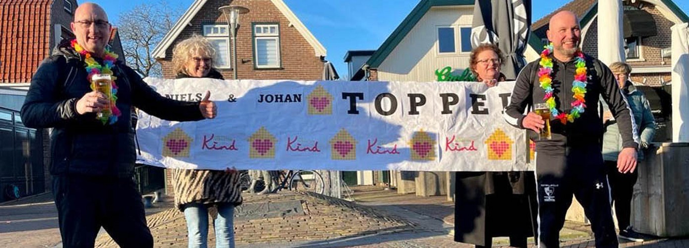 Niels Maagd en Johan Gotz halen 2300 euro op voor het vergeten kind