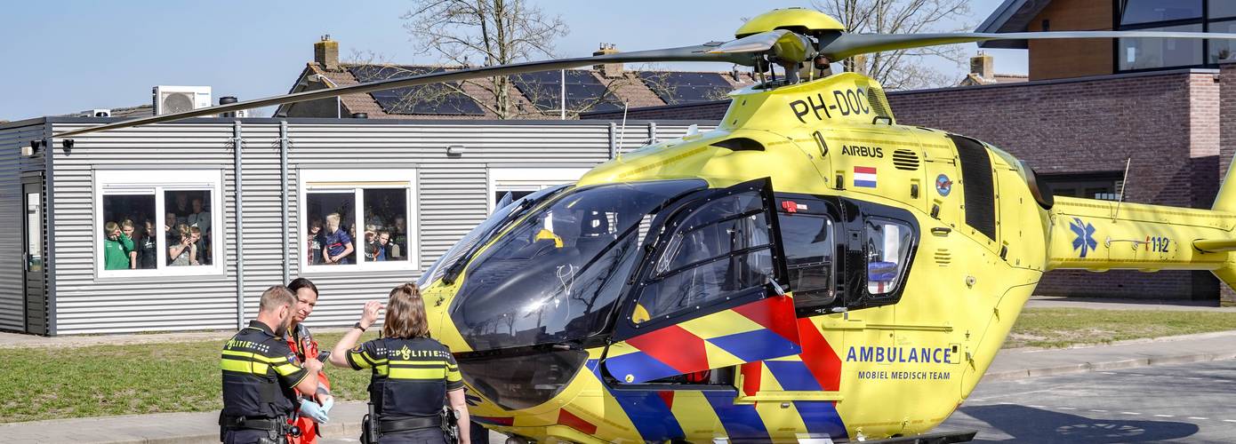 Kinderen van school naar binnen vanwege traumahelikopter die moet landen