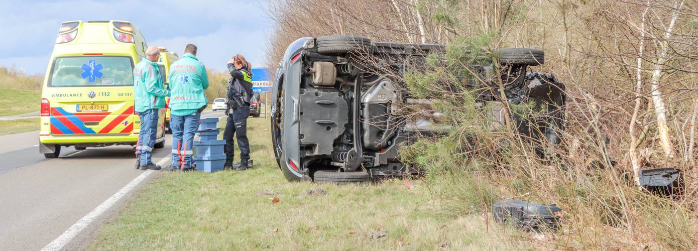 Man gewond bij ongeval op Rondweg in Emmen (video)