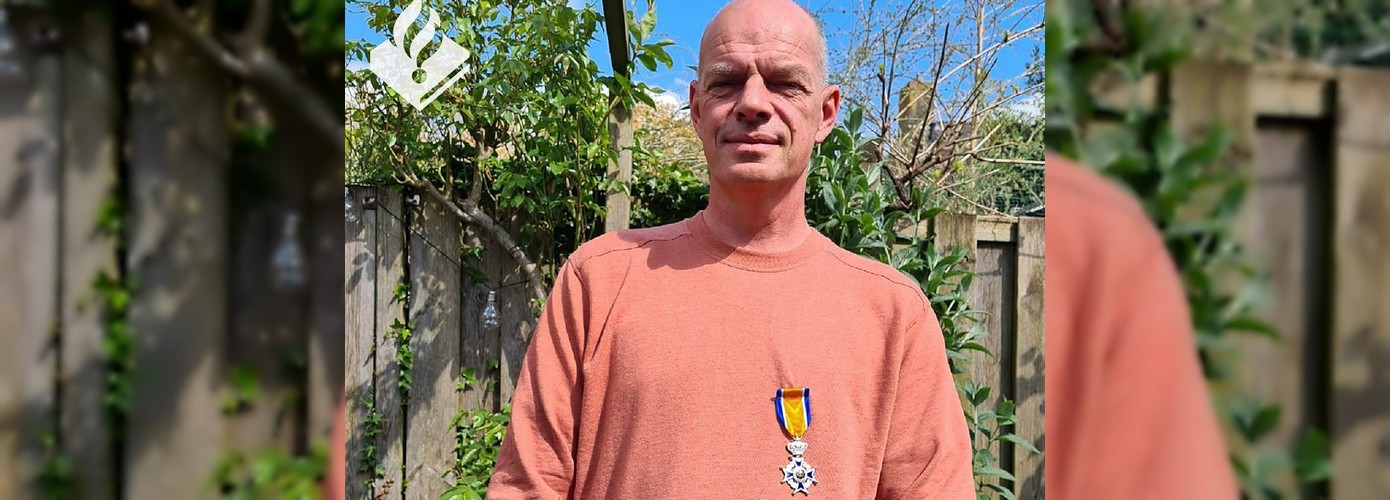 Hoofdagent Freddy geridderd vanwege inzet voor veteranen