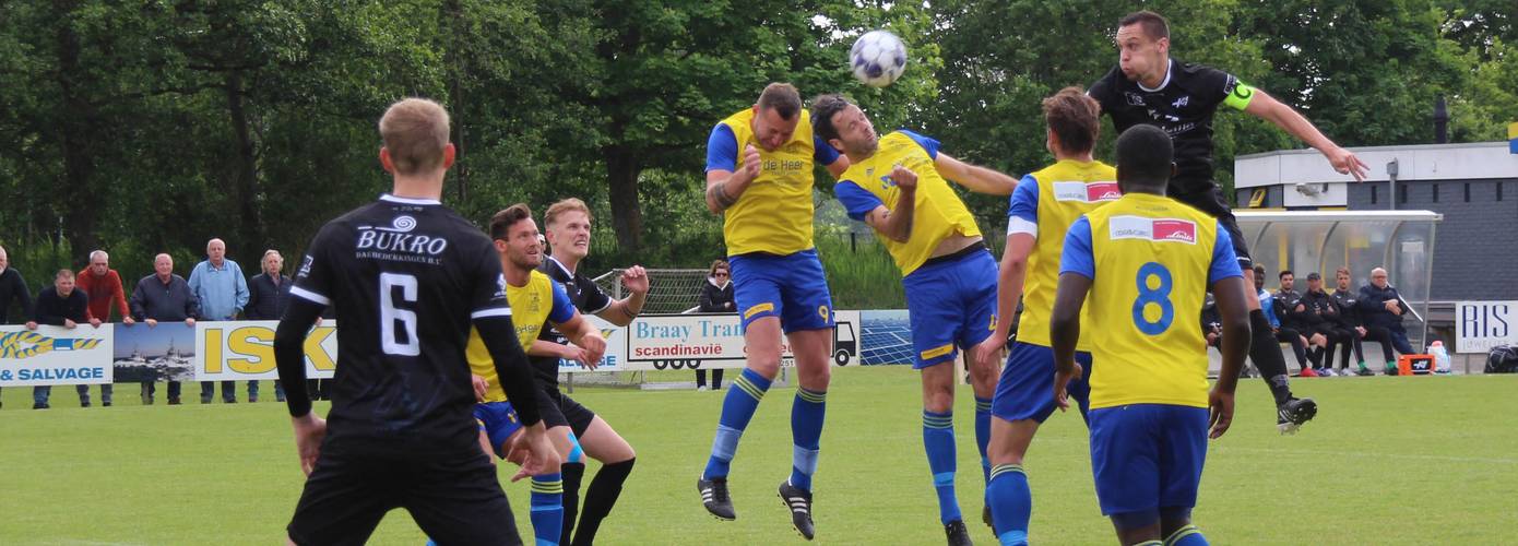 Hoogeveen doet wat het moet doen en wint van Velsen (video)