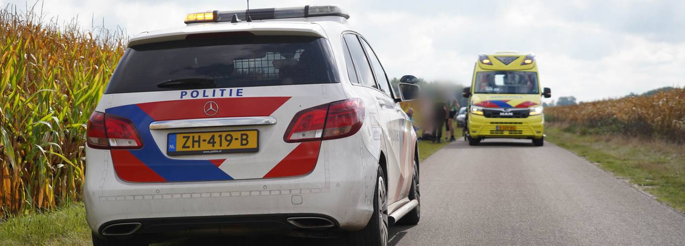 Voetganger gewond na botsing met auto in Steenbergen