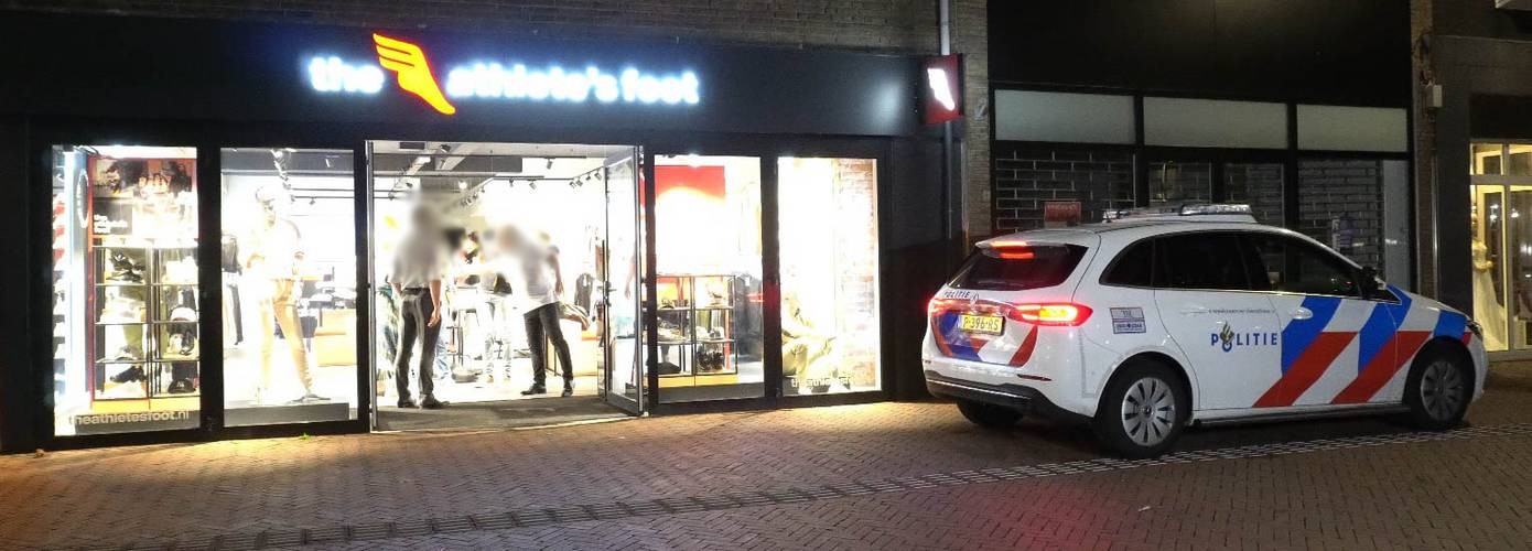 Jongen(17) aangehouden voor betrokkenheid overval in Hoogeveen