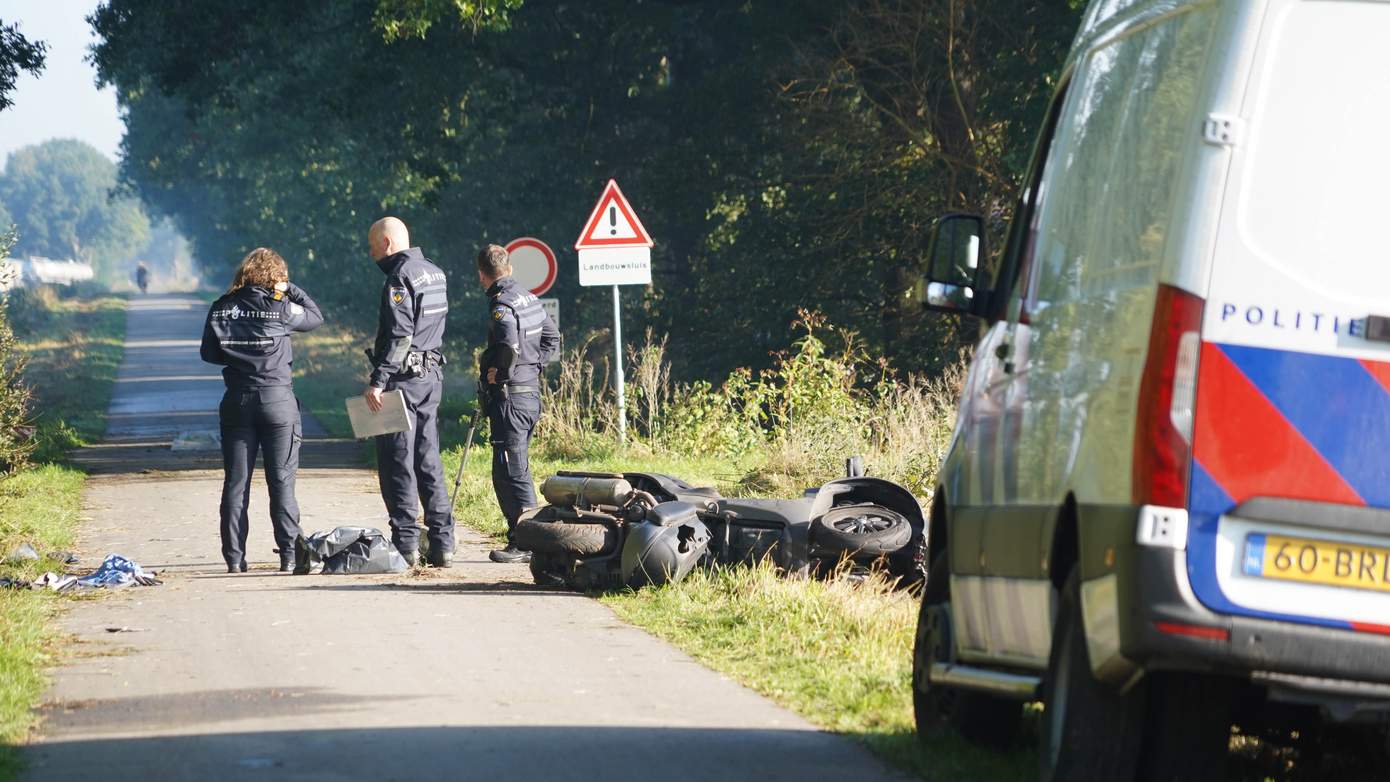 Motorrijder ernstig gewond na ongeval in Ubbena