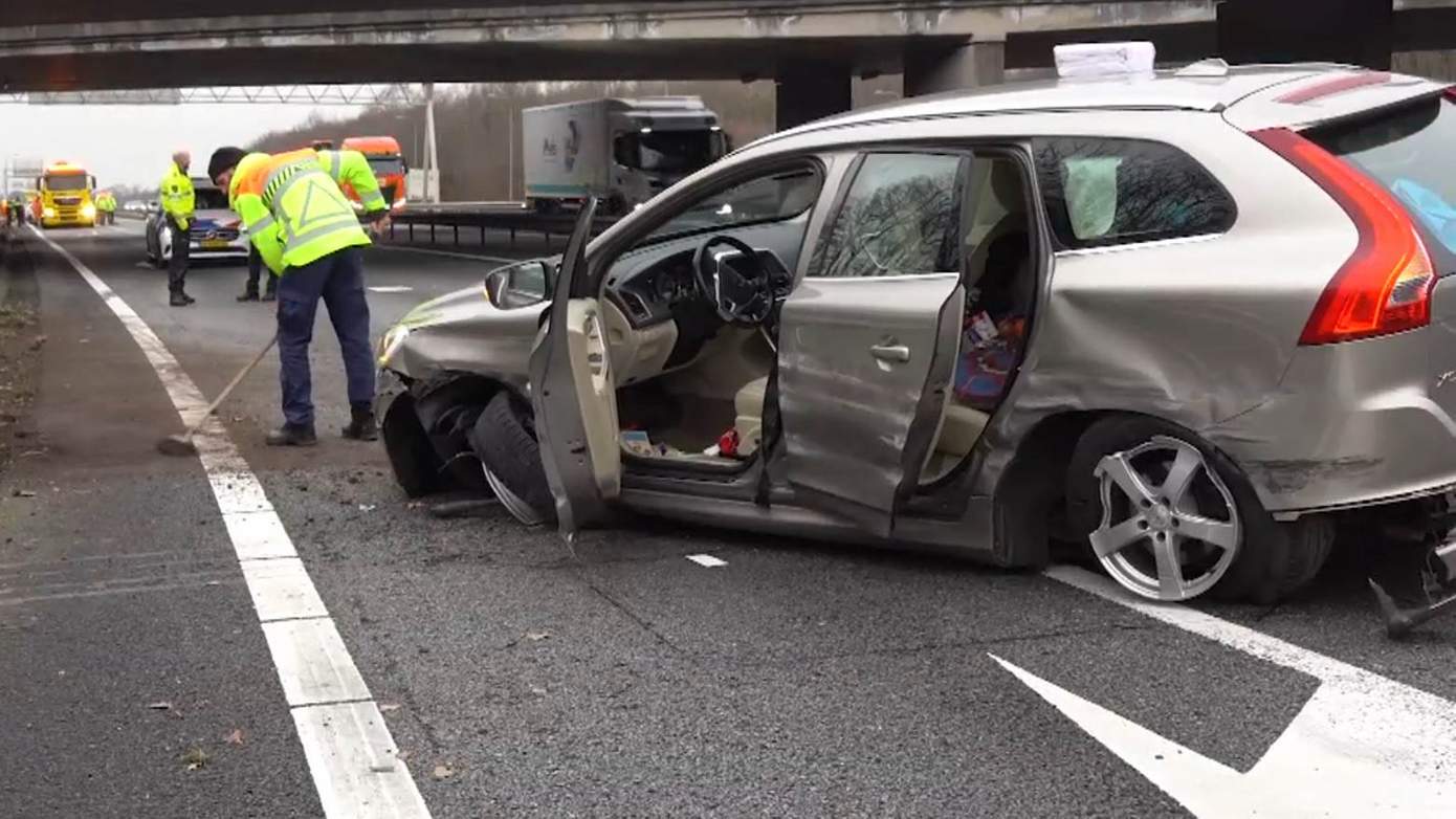 Ernstig gewonde bij ongeval op A28