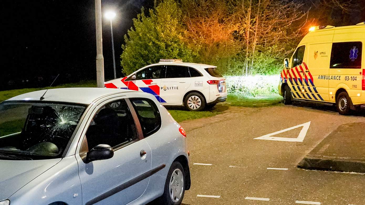 Fietser en auto botsen in Beilen