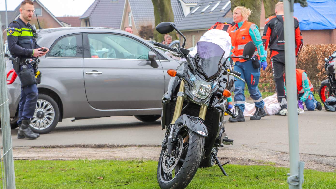 Motorrijder gewond na valpartij in Veenoord