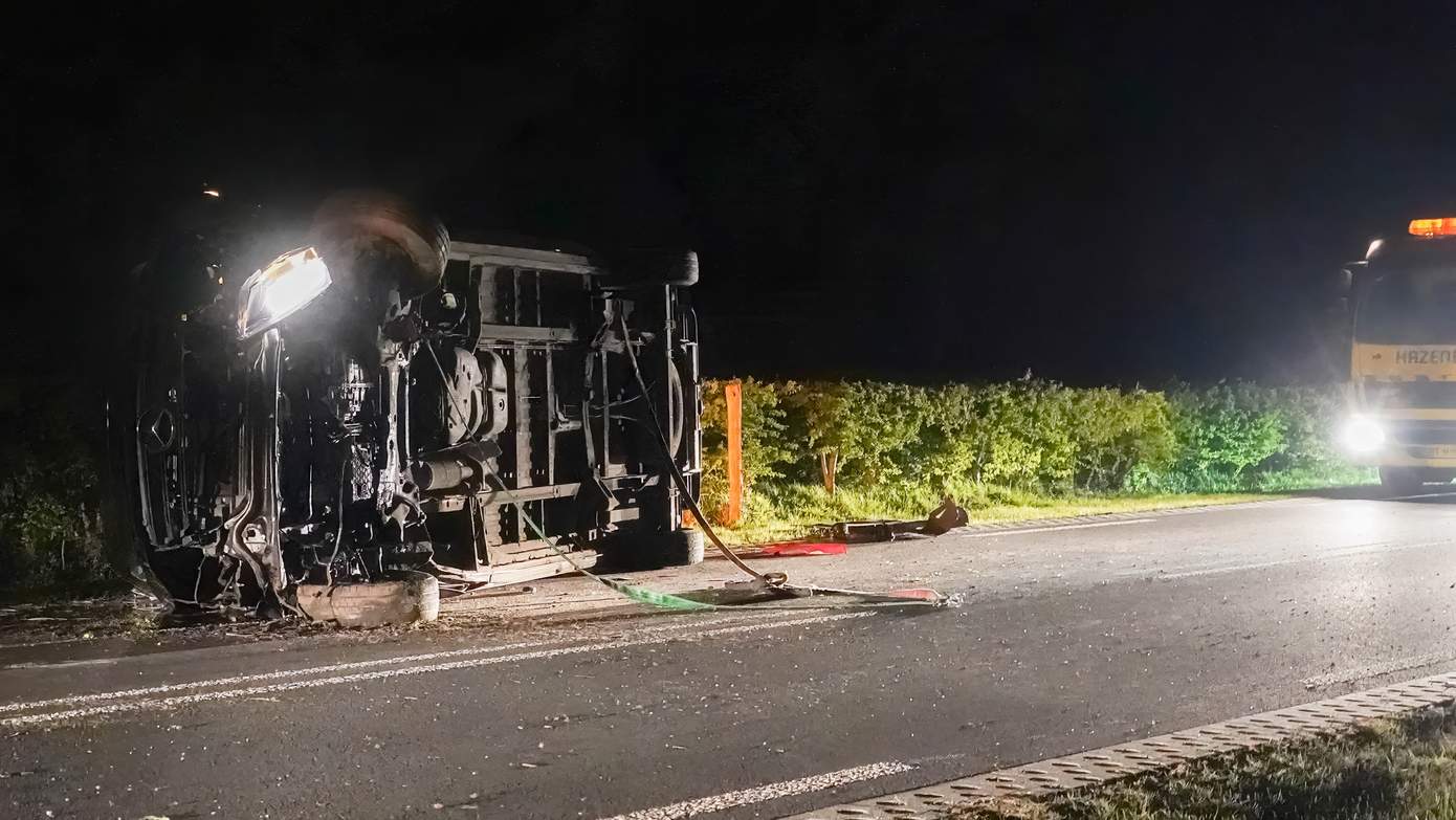 Bestuurder vlucht na fors ongeval tussen Zuidvelde en Norg