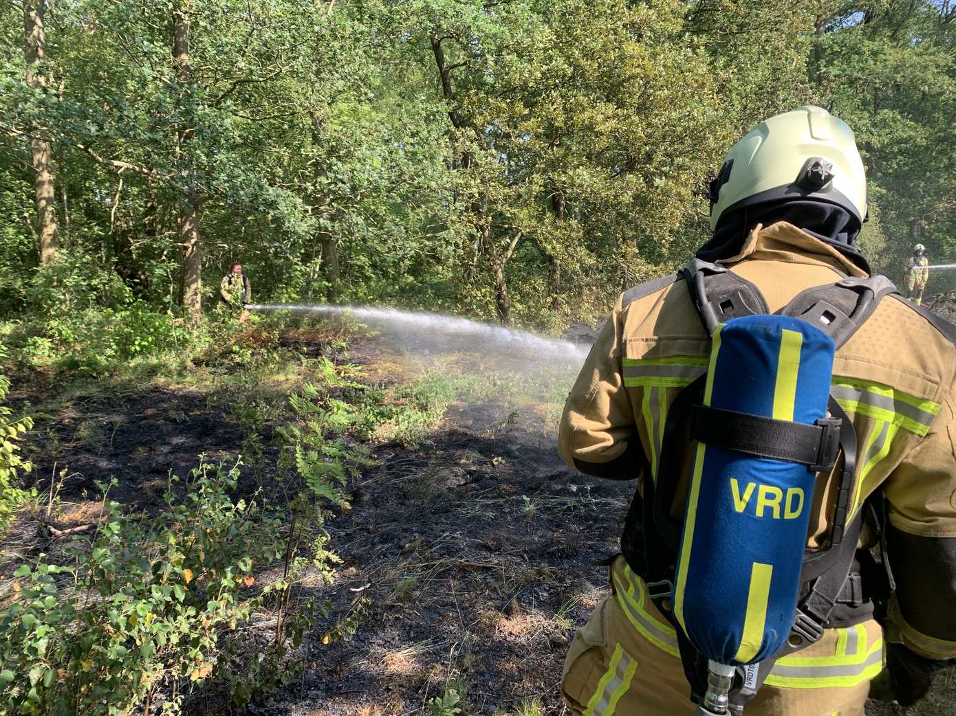 Brand in bosschage bij Taarlo