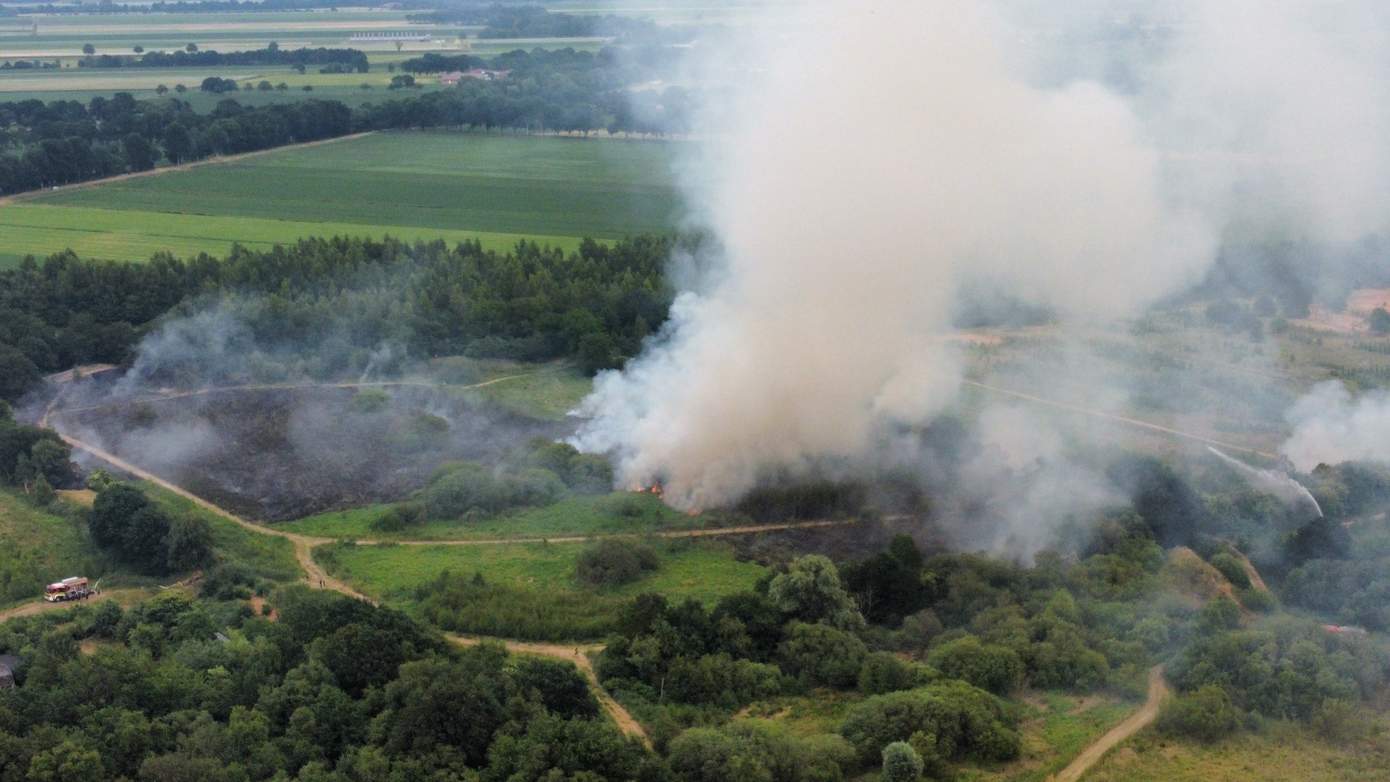 Zeer grote natuurbrand bij Ter-Apel is na ruim 19 uur blussen uit