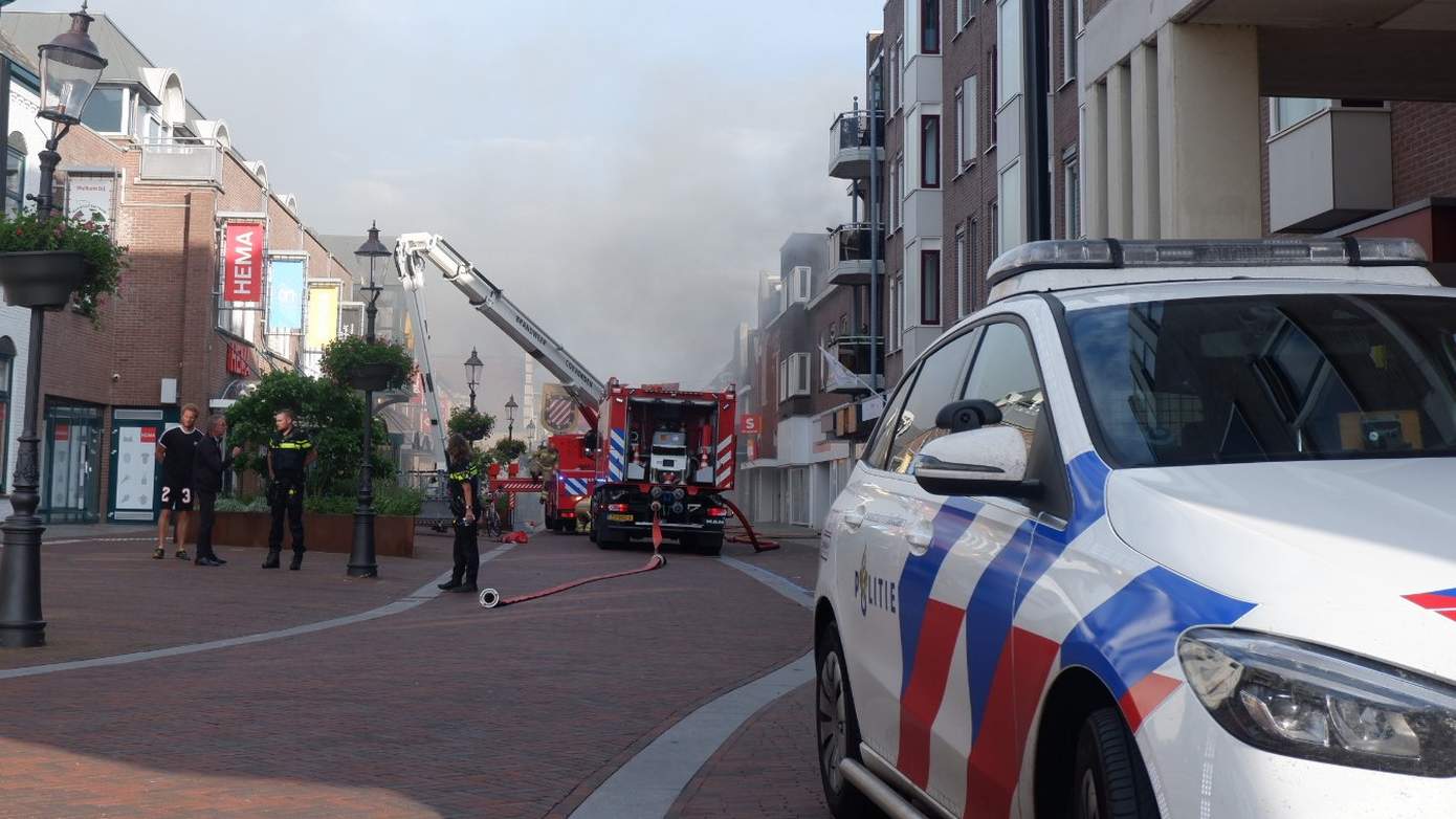 Forse uitslaande brand snel onder controle door snelle inzet brandweer