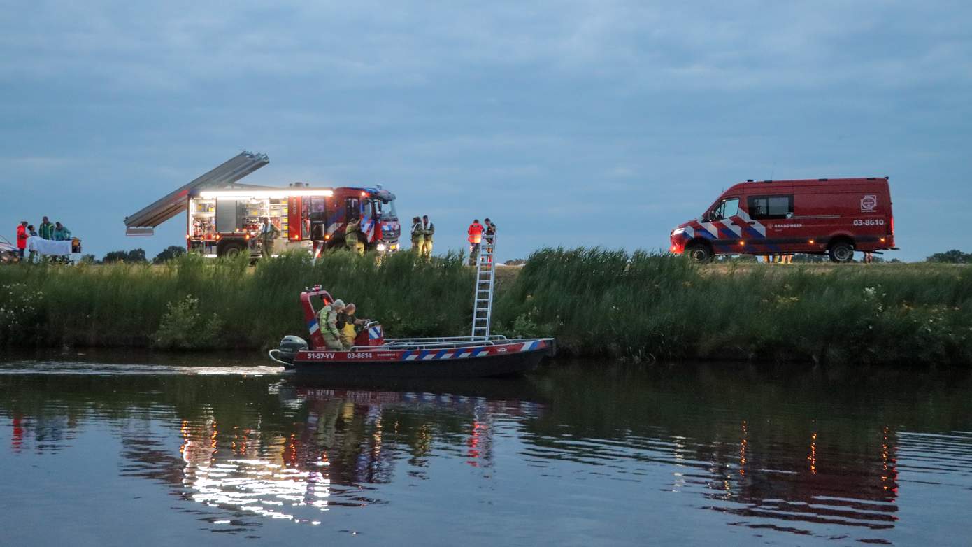 Traumahelikopter en duikers ingezet voor mogelijk persoon te water