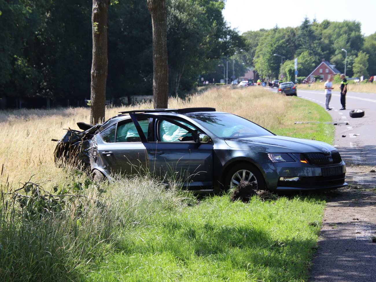 Auto's zwaar beschadigd bij botsing op N386