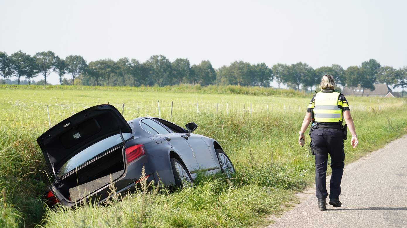 Bestuurder onder invloed slaat op de vlucht na eenzijdig ongeval