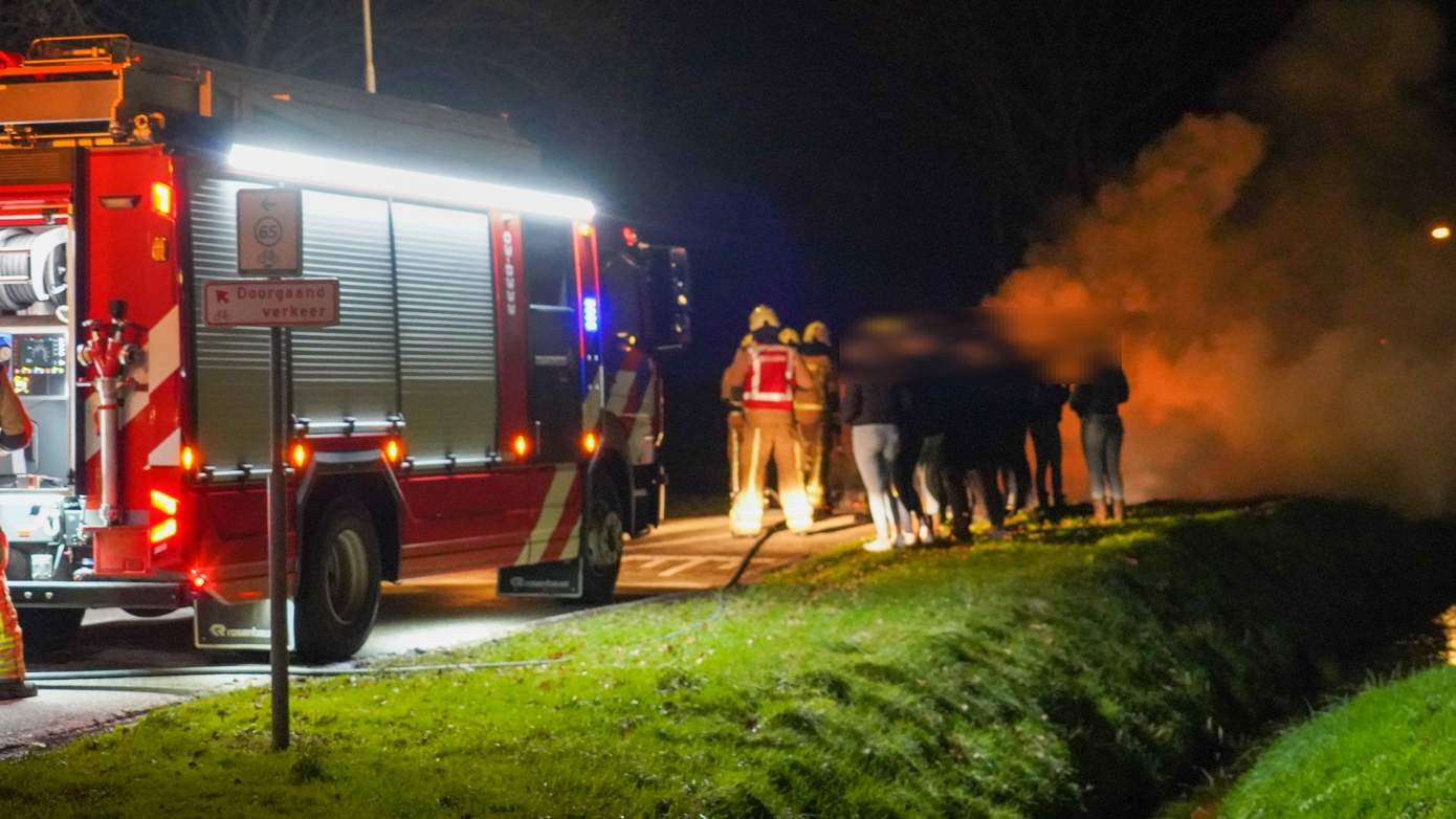 Caravan volledig uitgebrand in Hoogersmilde