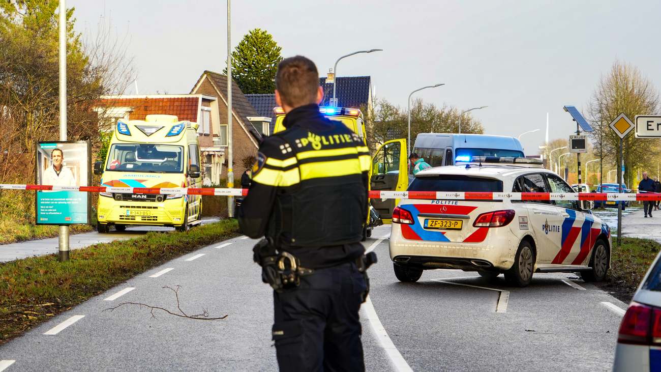 Man (83) overleden bij ernstig ongeval met taxi