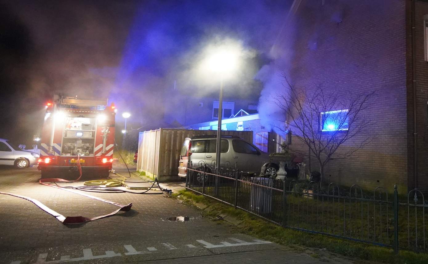 Veel rook bij woningbrand in Coevorden